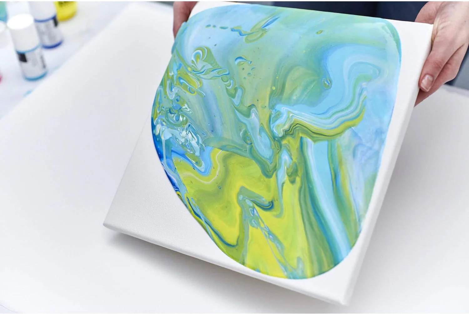 Professional Gloss Pouring Effect - Image 7